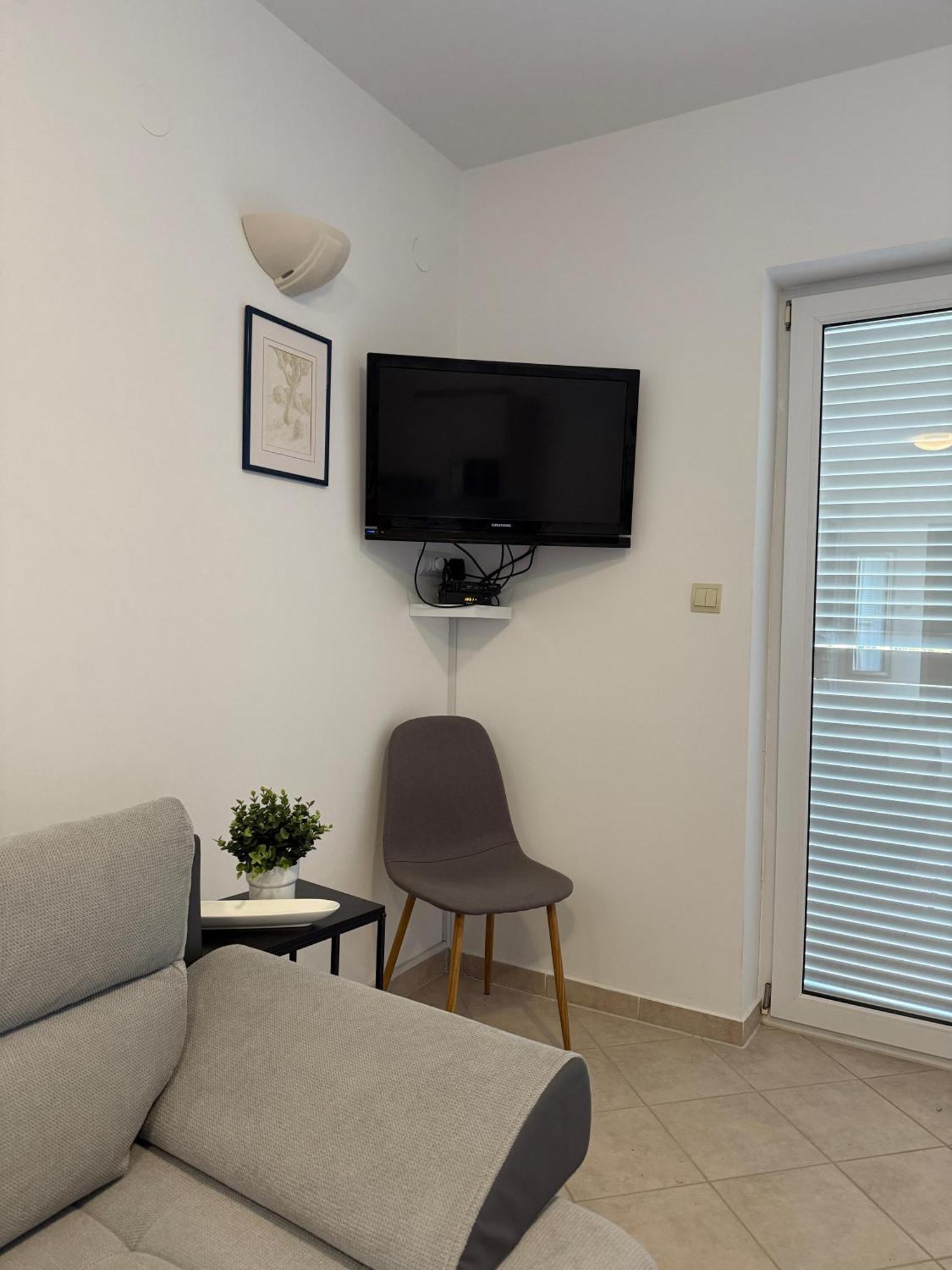 Apartmani Samec Новаля Екстер'єр фото