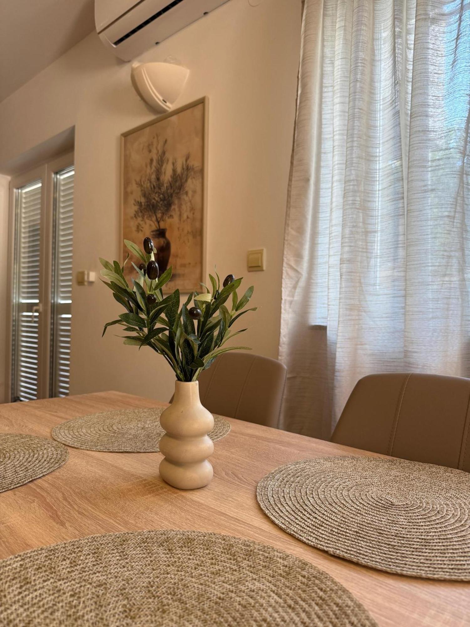 Apartmani Samec Новаля Екстер'єр фото