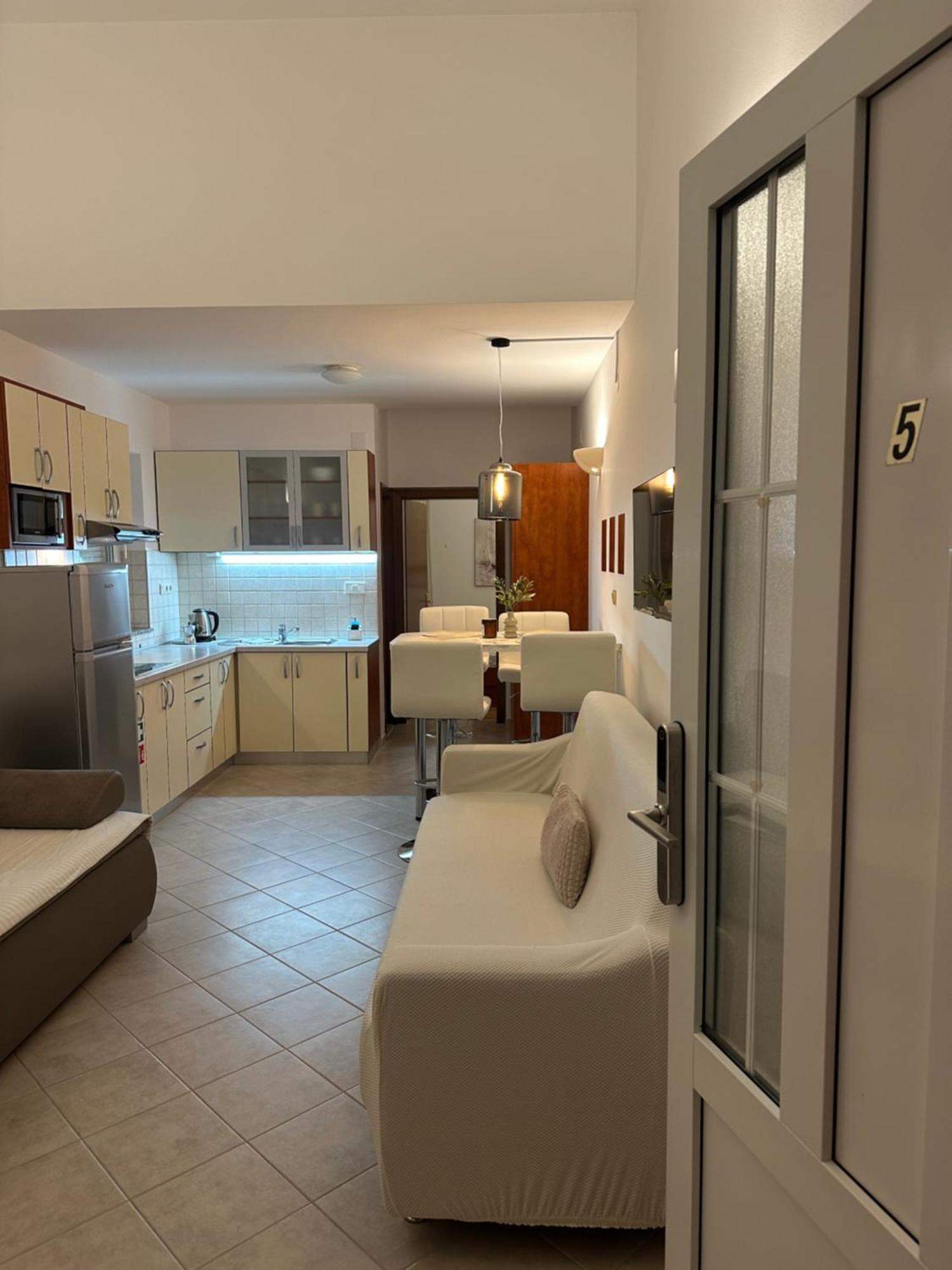 Apartmani Samec Новаля Екстер'єр фото