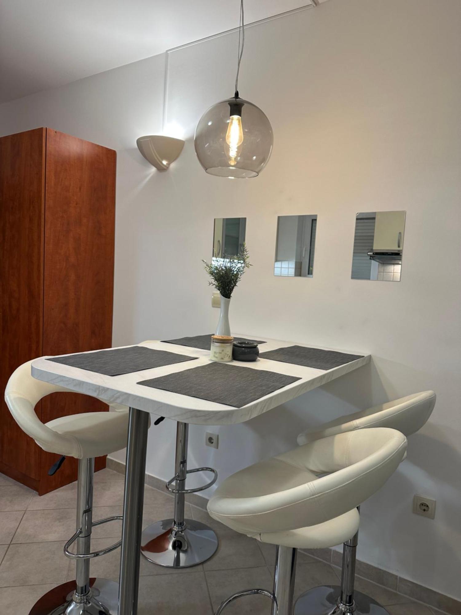 Apartmani Samec Новаля Екстер'єр фото